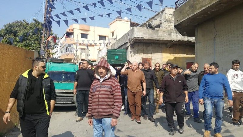 بالصور : بلدة معركة شيعت فقيدها الغالي المرحوم الحاج سليم غندور  (أبو داود ) والد الشهيد علي