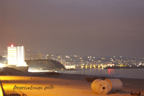 صور مسائية.. من شاطئ الرملة البيضاء بيروت   بعدسة فوزي سليمان