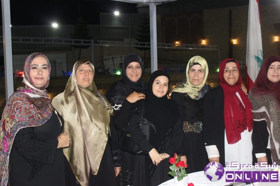 مدرسة شهداء معركة  الابتدائية الرسمية كرمت مديرها السابق سليم حجازي لإحالته على التقاعد