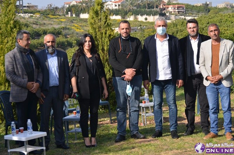 وفد من مجموعات ثوار ١٧ تشرين في جبل لبنان يزور ضريح المناضل الدكتور محمد عجمي في بلدة معركة