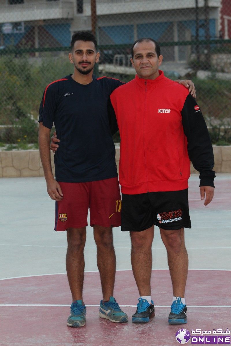 مركز حسن الحقاني  ينظم يوميا برنامجا تدريبا للرياضة قبل الإفطار حصة تدريبية