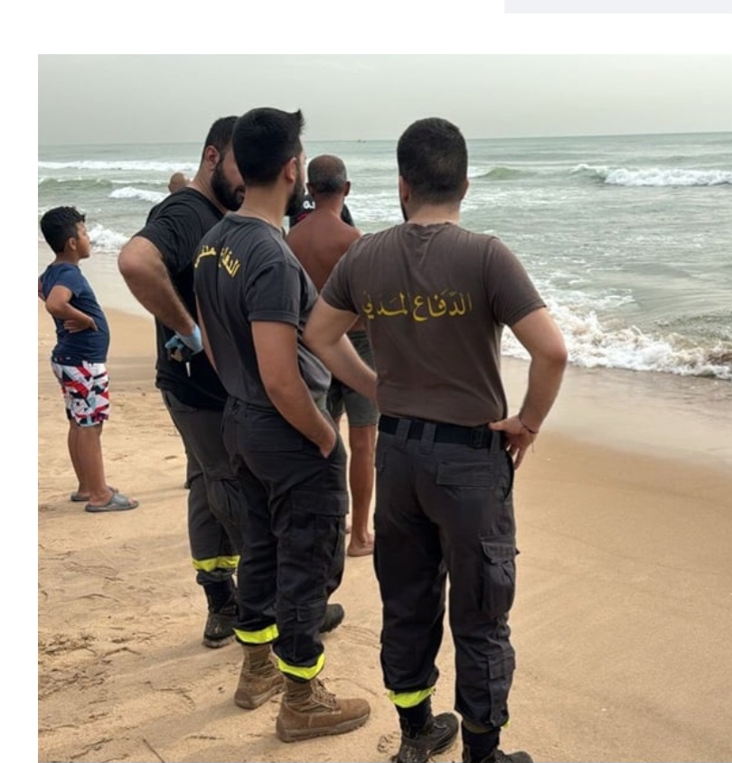  إنقاذ ثلاثة مواطنين من الغرق مقابل شاطئ الرملة البيضاء  وتواصل البحث عن مفقودين اثنين آخرين بعد .....
