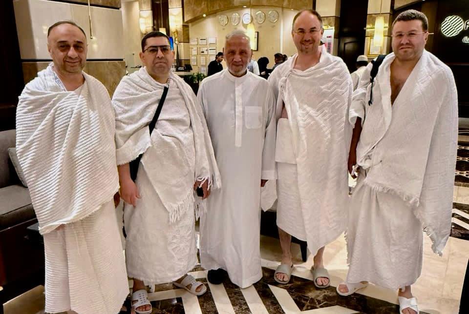 المفتي دريان يلتقي مكاوي بحضور المحامي حسن كشلي خلال مناسك الحج..