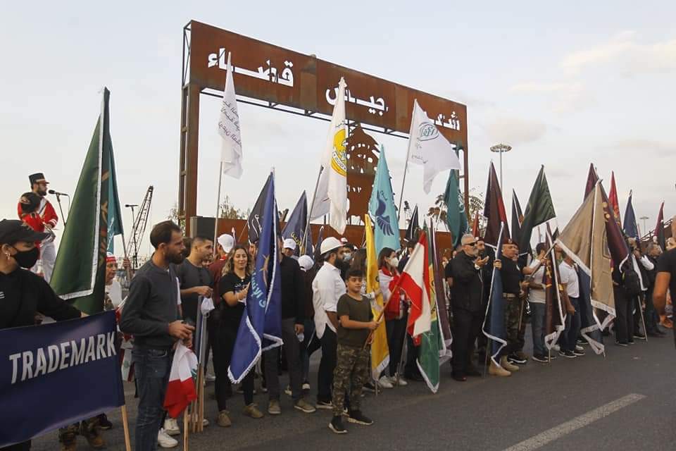 بالصور:  عرض مدني بمناسبة الاستقلال أمام المرفأ