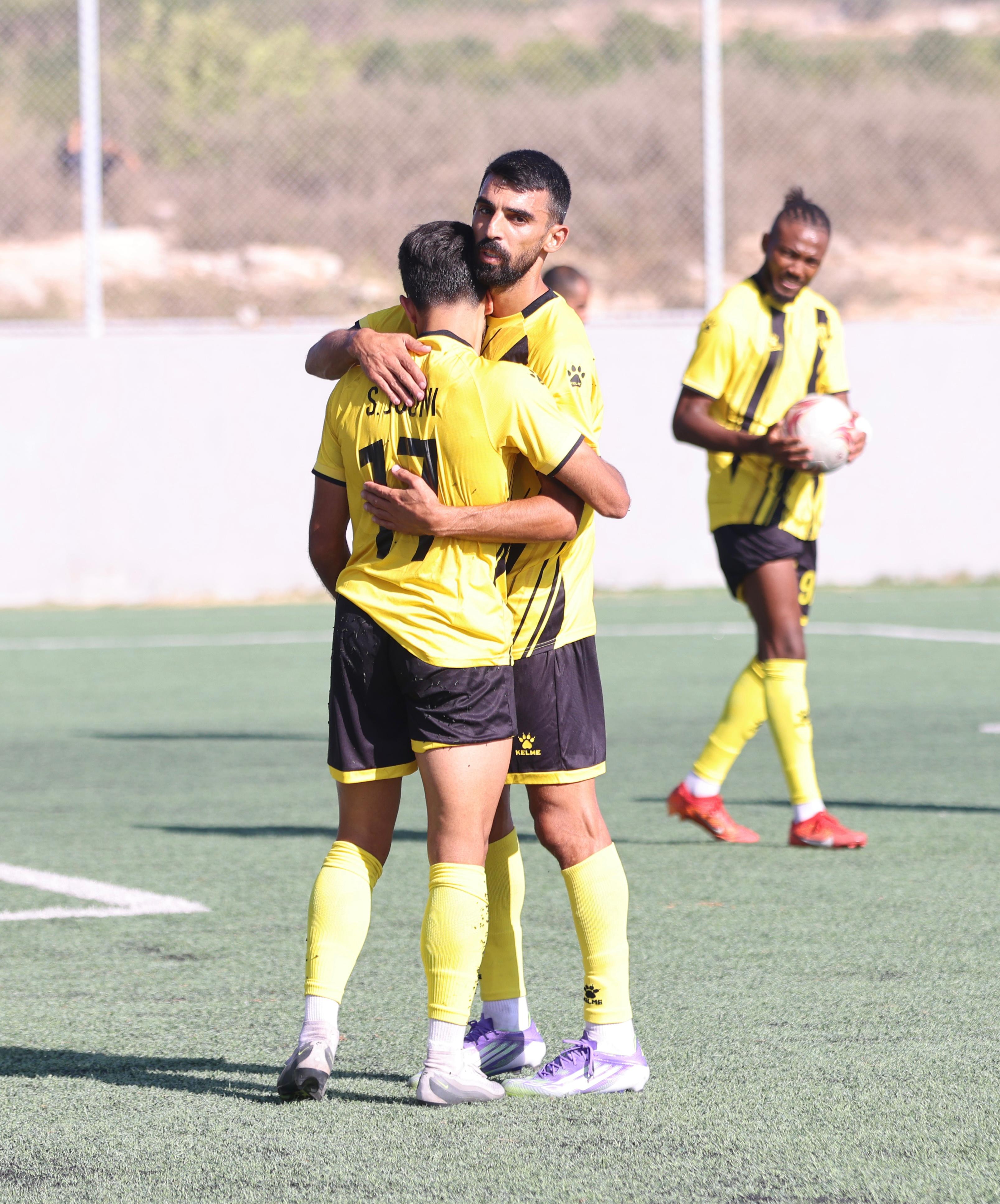 العهد يستعرض قوته ويهزم الرياضي العباسية في ملعبه (3-0)