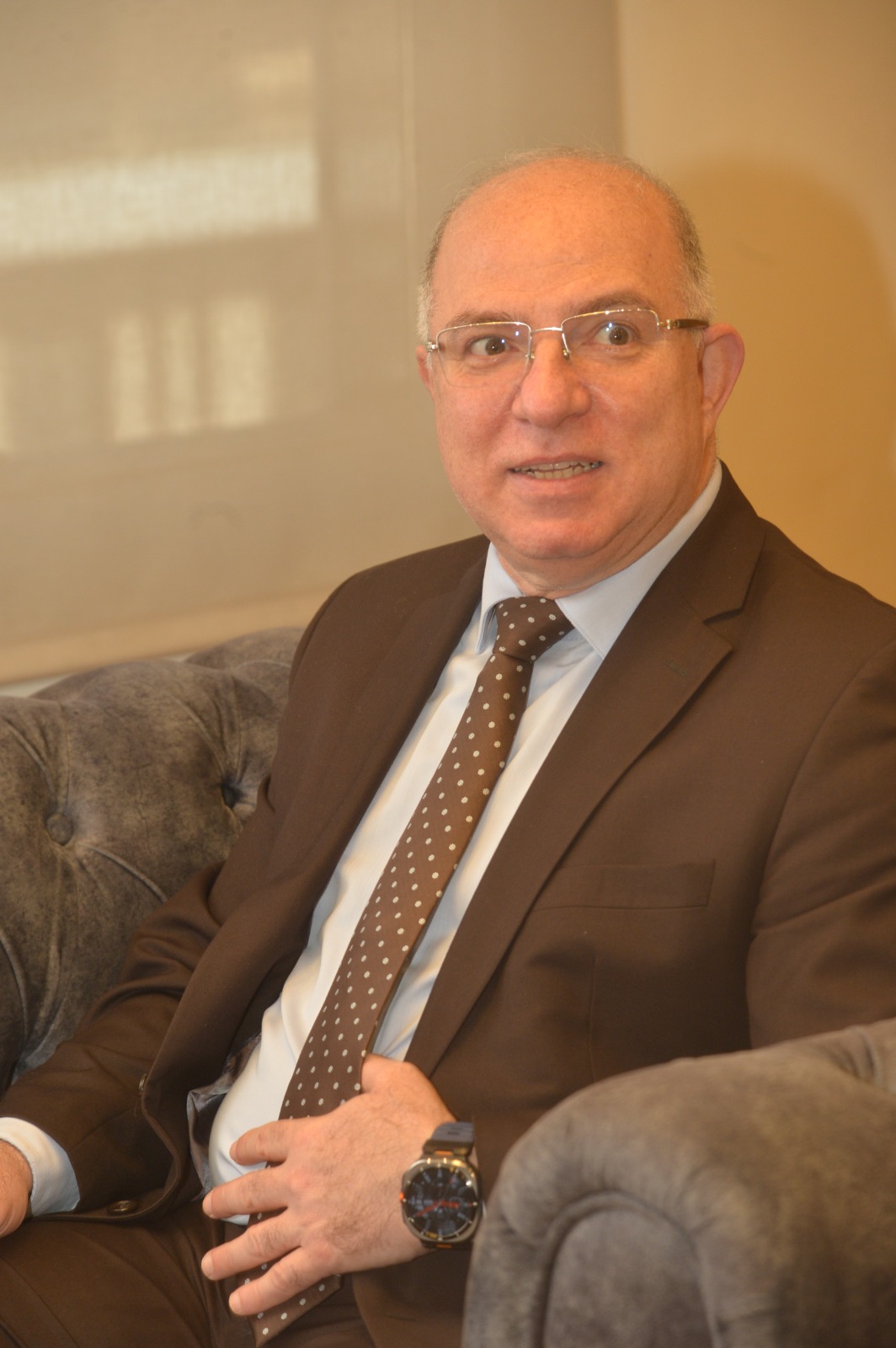 اجتماع تنسيقي بين وزير العمل والمدير العام للأمن العام حول العمالة العربية والأجنبية