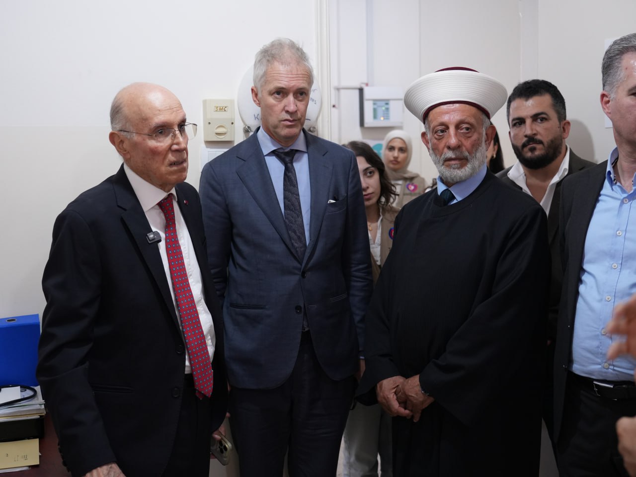 السفير البلجيكي يزور مراكز مؤسسة عامل في العرقوب والخيام