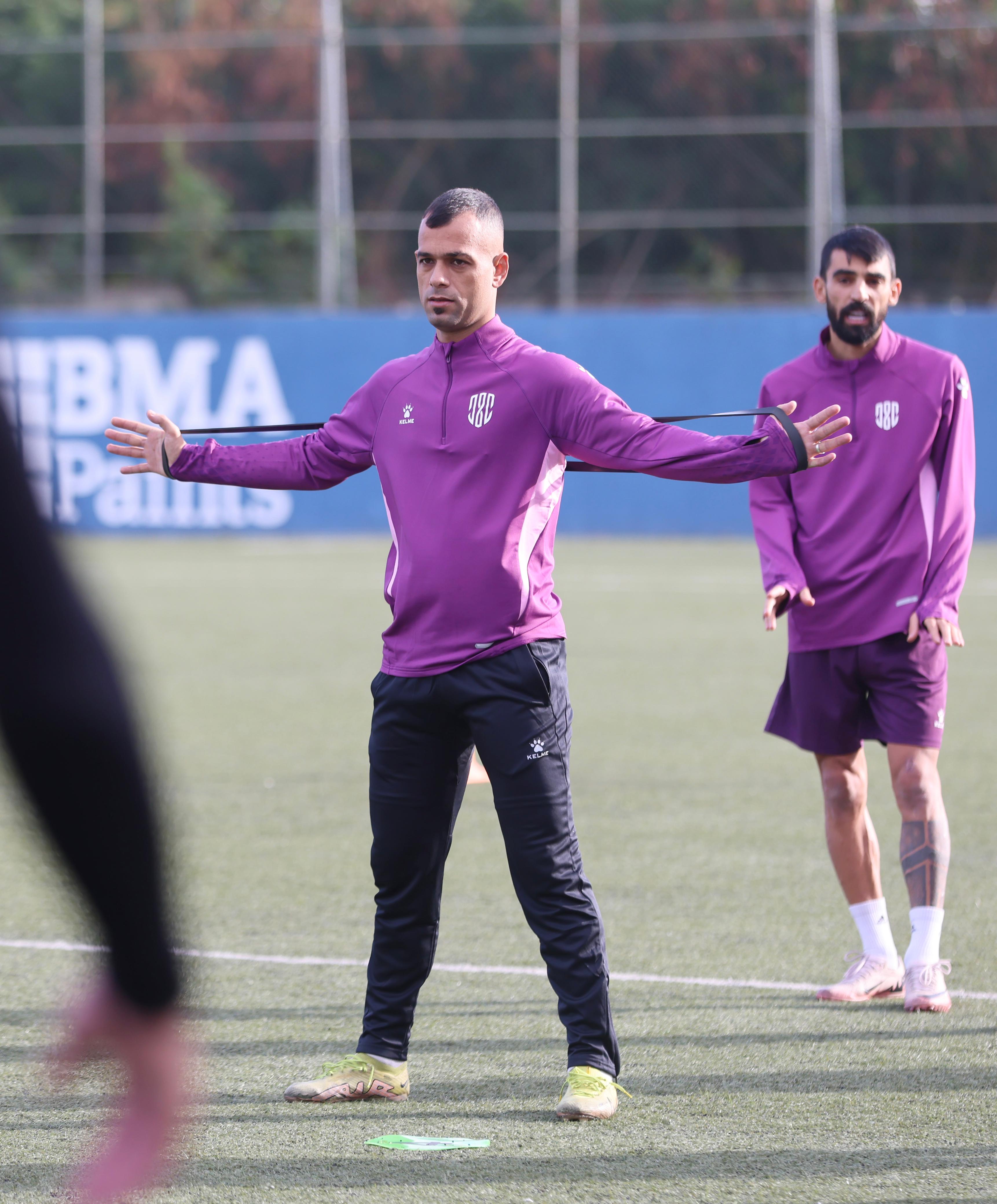 اول حصه تدريب للمدرب الفني    باسم مرمر مع الأصفر