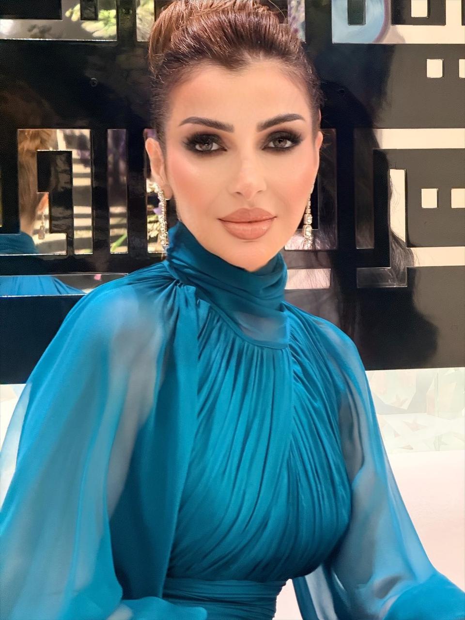 الشيخة هند عبد المجيد مجذوب آل ثاني تحتفي بزفاف كريمتها الشيخة آية بنت الشيخ خالد آل ثاني .