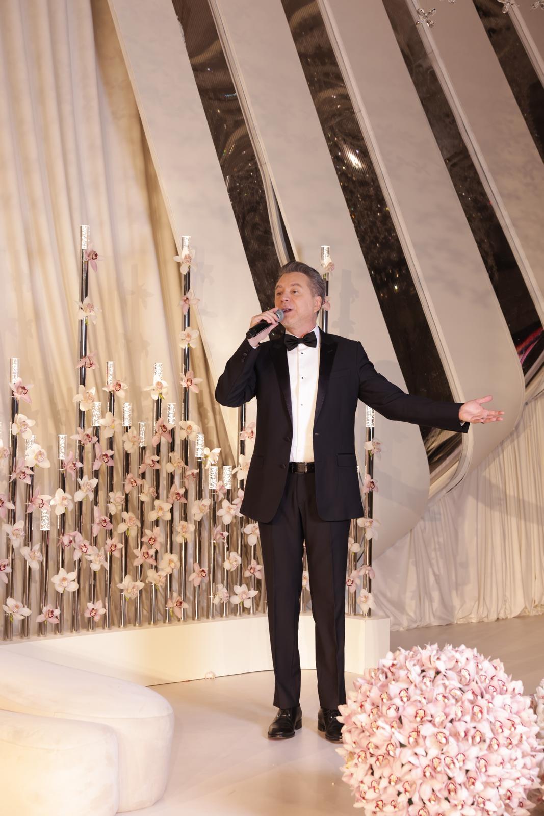 الشيخة هند عبد المجيد مجذوب آل ثاني تحتفي بزفاف كريمتها الشيخة آية بنت الشيخ خالد آل ثاني .