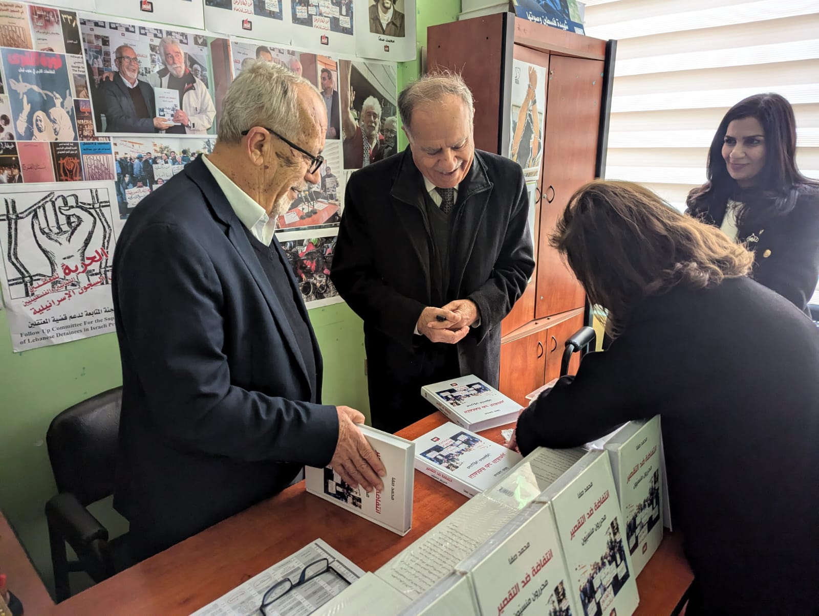 صفا وقع كتاب انتفاضة ضد التقصير محررون منسيون