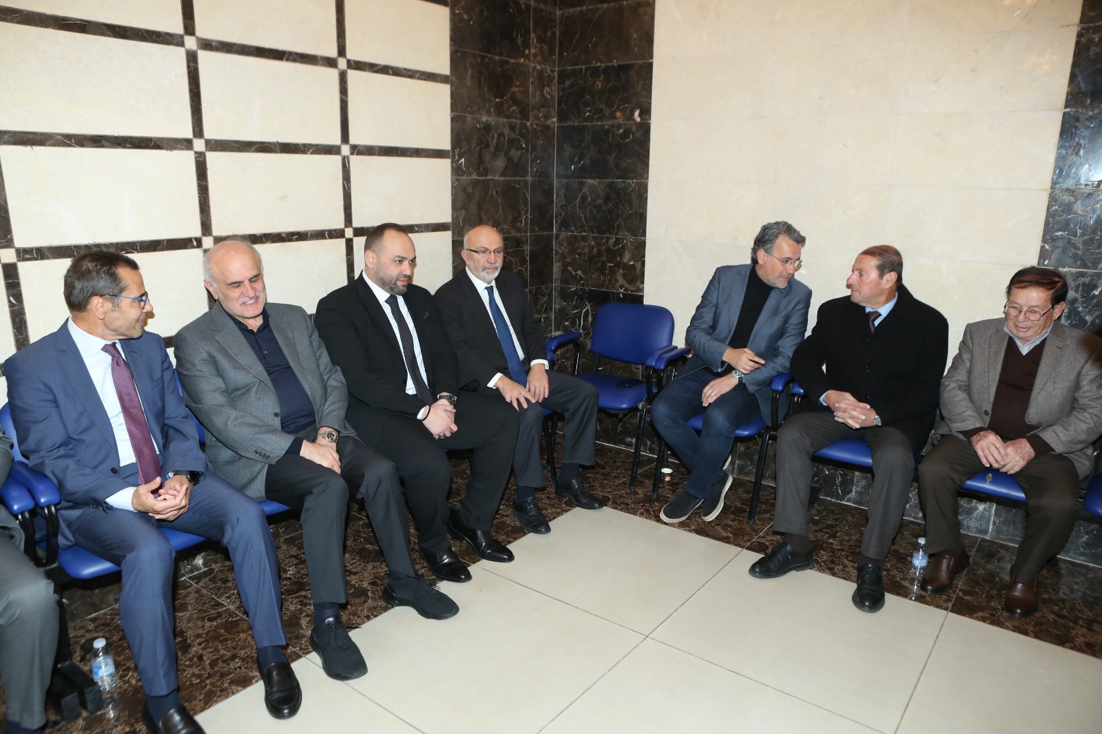  عزاء أمين سر نادي شباب الساحل والكاتب بالعدل جلال زكريا علامة في مجمع هونين .. الغبيري .. شاتيلا ..