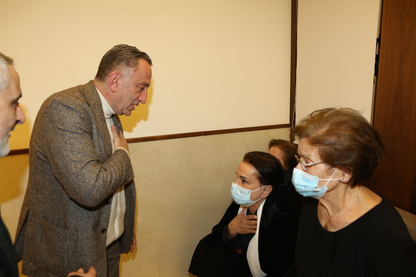 بالصور:حفل تأبين في ذكرى أسبوع رحيل الكاتب بالعدل في بيروت الاستاذ جلال ذكريا علامة  بمشاركة شخصيات سياسية ودينية