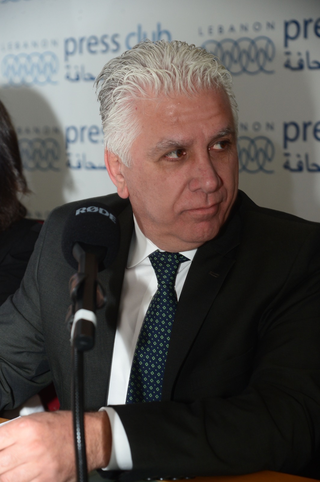 الحامض يعلن ترشّحه مع مجموعة من المستقلين… السياسة التزام أخلاقي لا سباق مقاعد