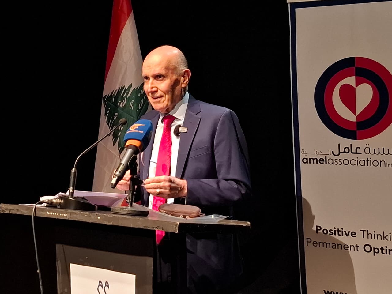 متابعة بالصور :ألقى الدكتور كامل مهنا محاضرة فكرية في 