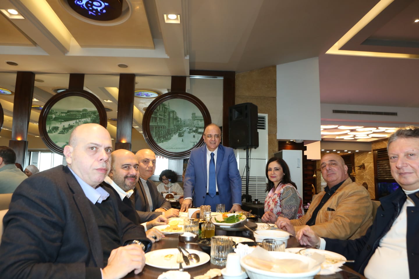 فطور بيروتي جامع في عين المريسة وإعلان ترشيح لخوض الانتخابات النيابية