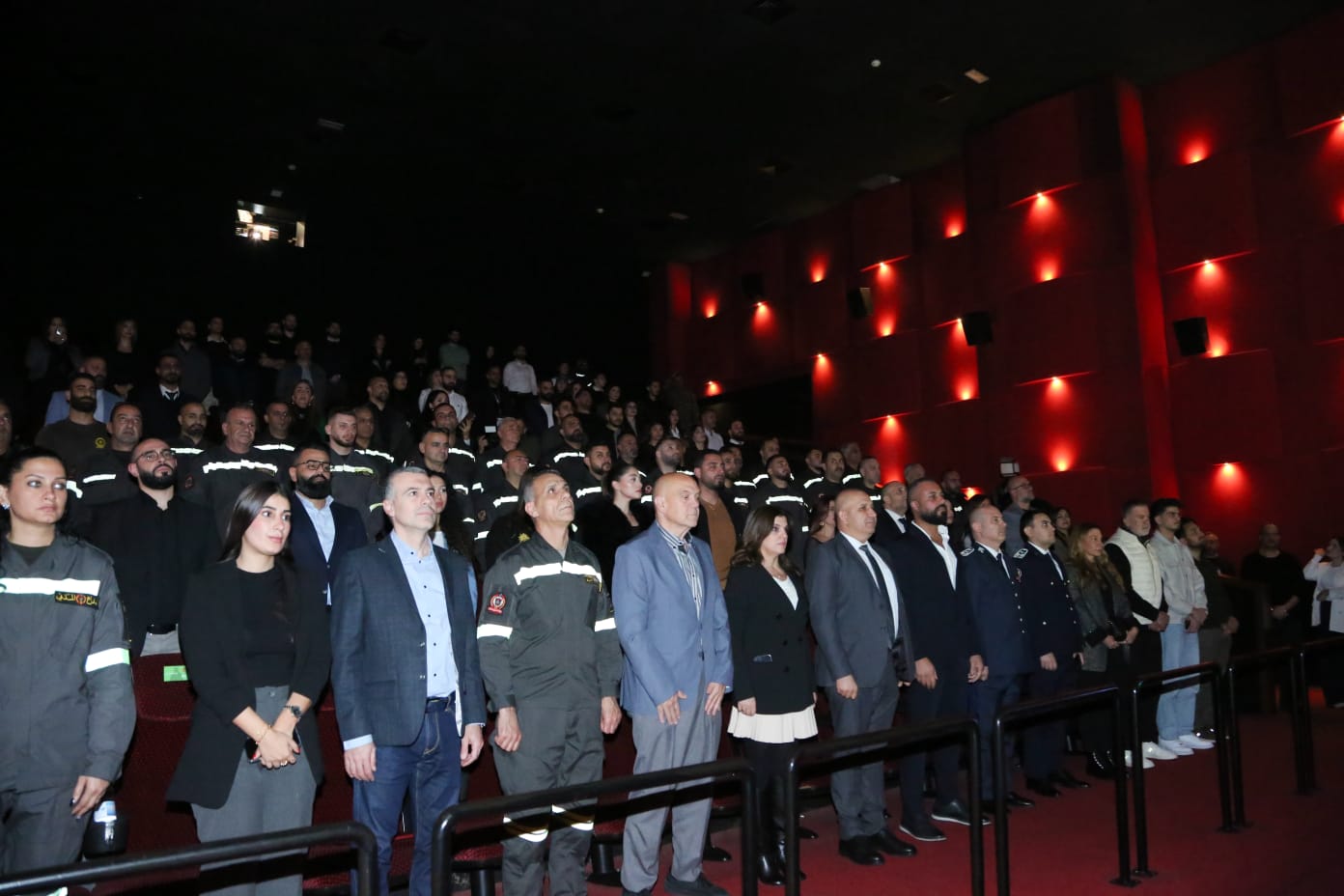 العميد الركن عماد خريش يتسلّم هبة طائرة مسيّرة مقدّمة من مؤسسة زعتر وزيت للمديرية العامة للدفاع المدني