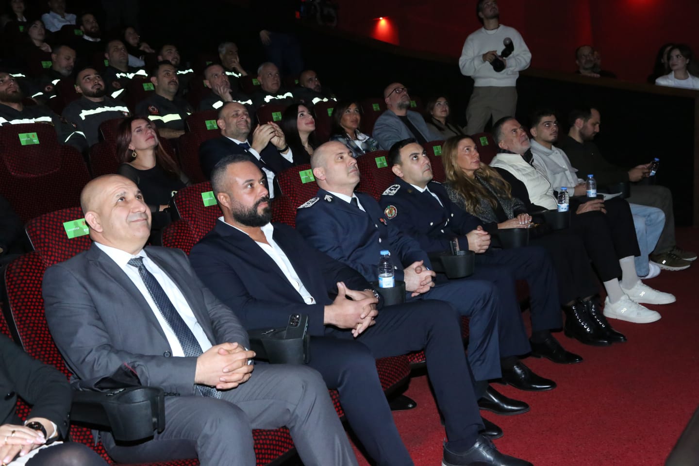 العميد الركن عماد خريش يتسلّم هبة طائرة مسيّرة مقدّمة من مؤسسة زعتر وزيت للمديرية العامة للدفاع المدني