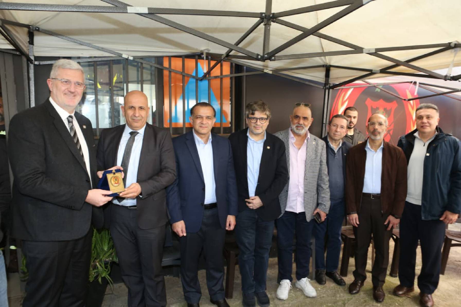 خريش تسلم آلية إطفاء هبة مقدمة من إرادة لصالح الدفاع المدني