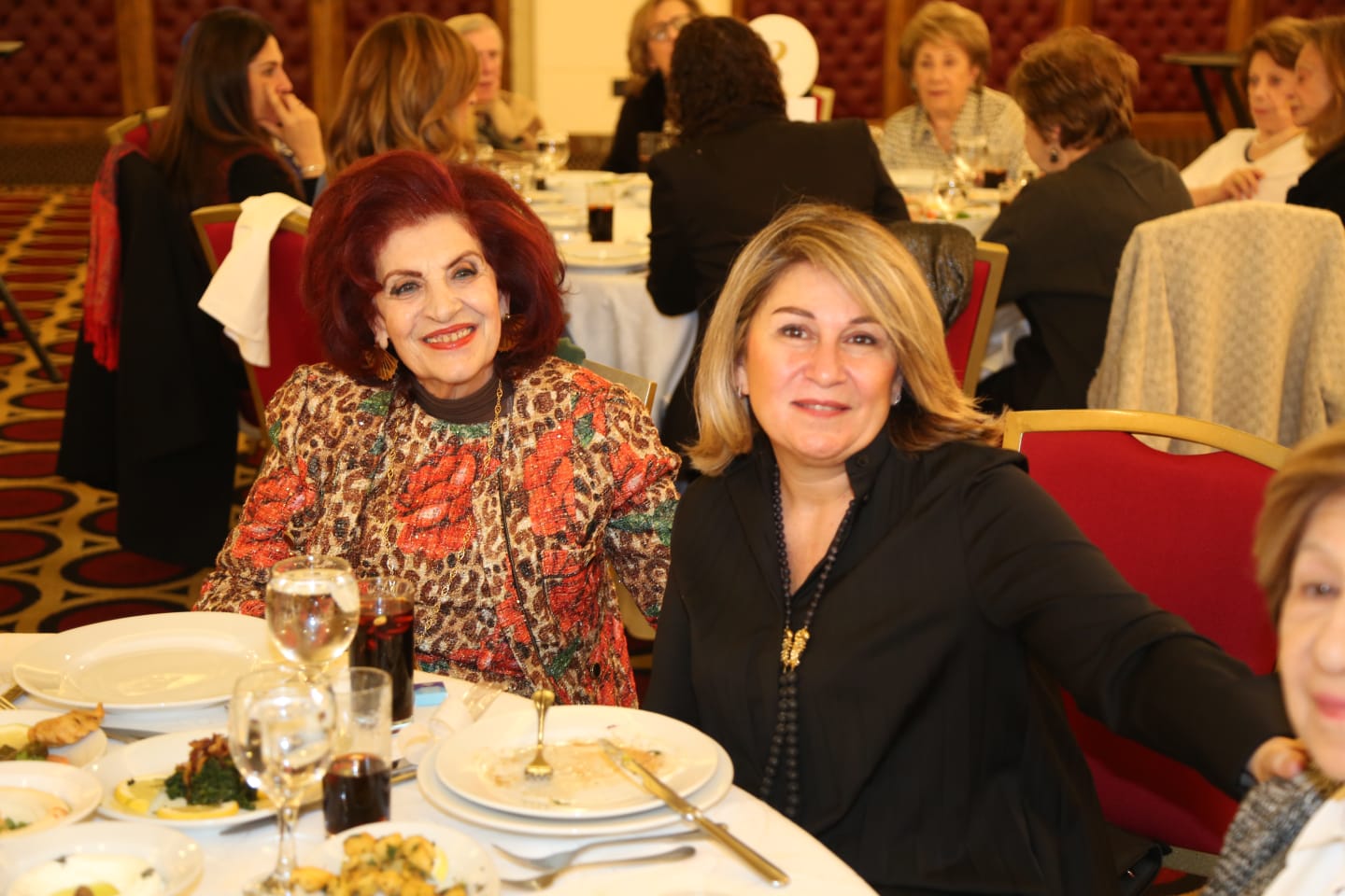 بالصور:حفل إفطار الدائرة النسائية لصندوق الزكاة