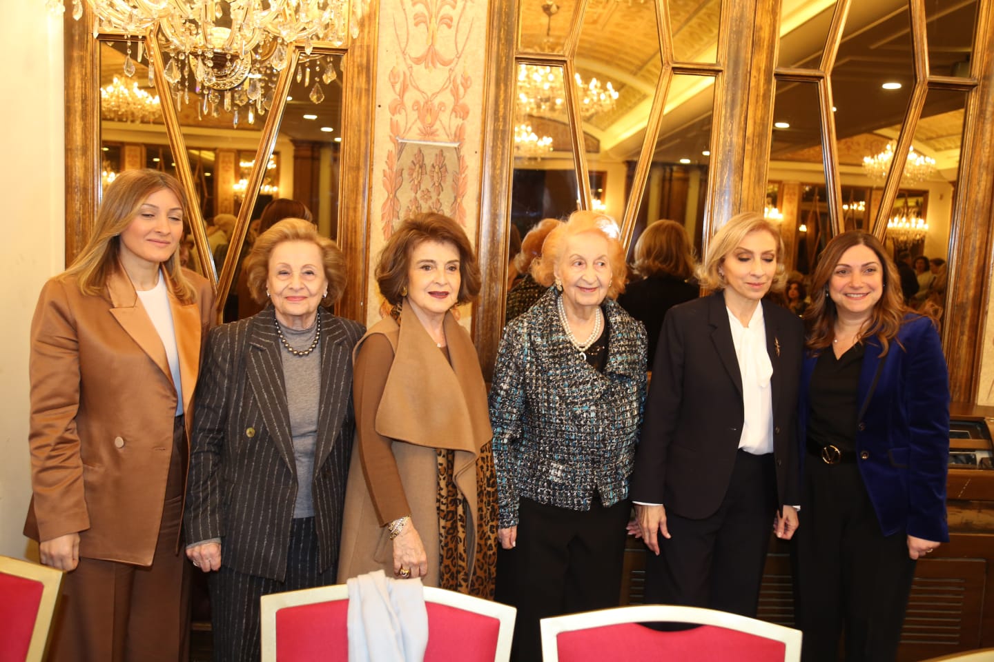 بالصور:حفل إفطار الدائرة النسائية لصندوق الزكاة