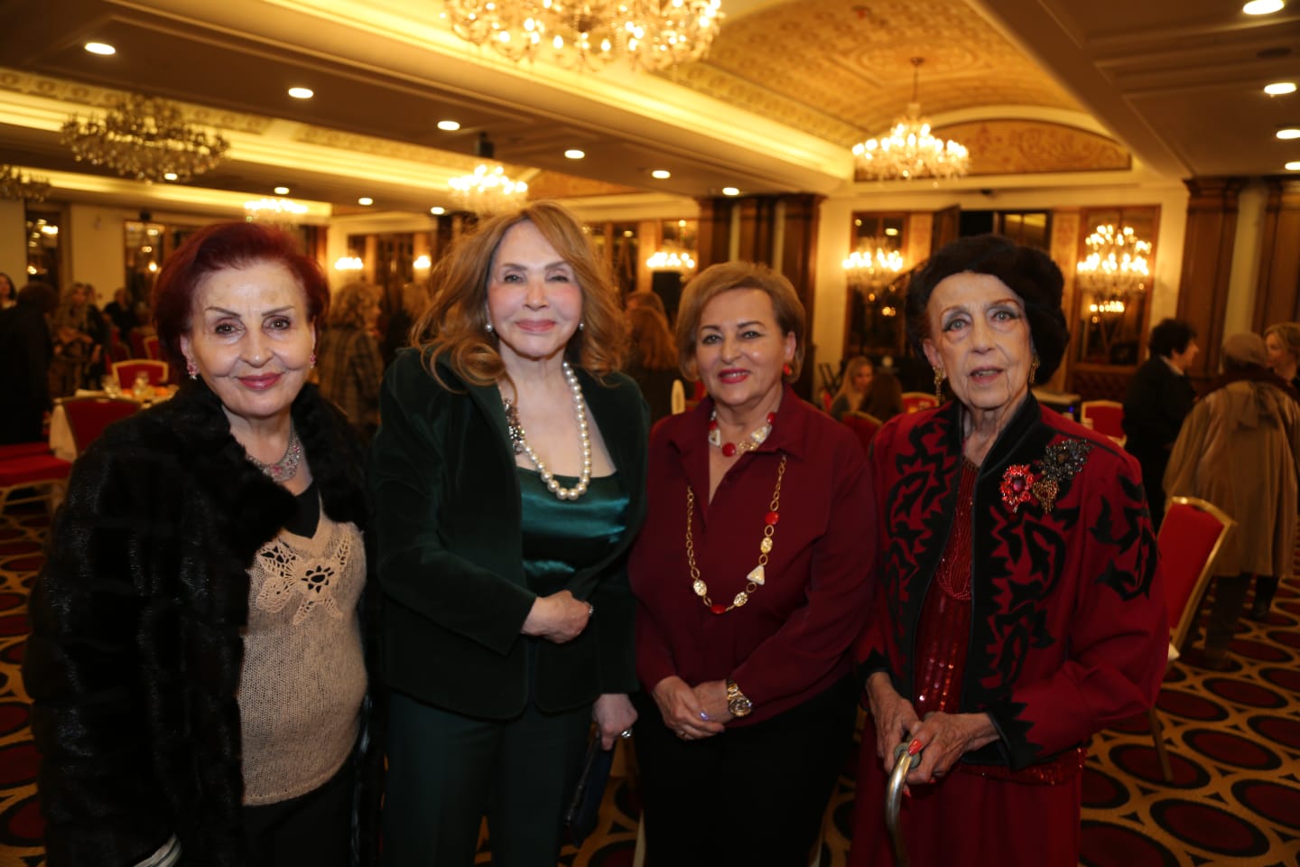 بالصور:حفل إفطار الدائرة النسائية لصندوق الزكاة