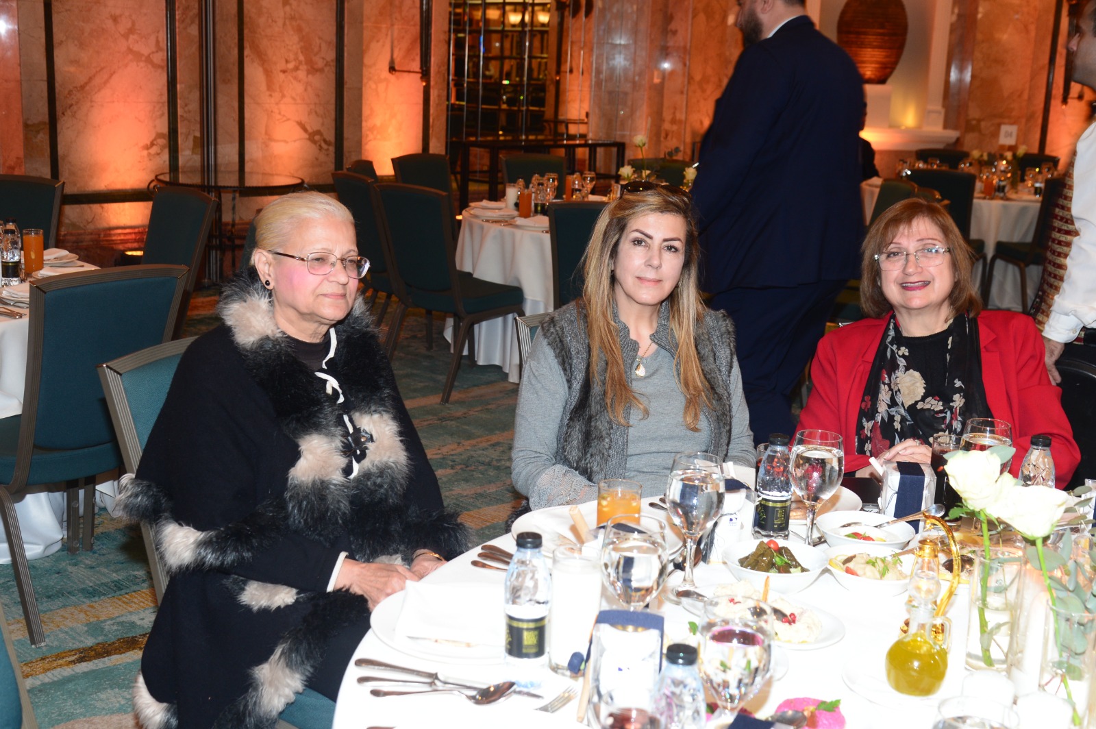 بالصور: هاشمية يقيم إفطاراً تكريمياً على شرف دريان أنا ابن السعودية وعلاقتي بها غير قابلة للتأويل ... دريان في حفل إفطار تكريمي على شرفه: نريد أن نرى مشاريع وأعمالًا تُنفذ بالسرعة الممكنة حتى تعود بيروت إلى تألقها ونضارتها وطنية - أقيم حفل إفطار تكريمي على شرف مفتي الجمهورية اللبنانية الشيخ عبد اللطيف دريان