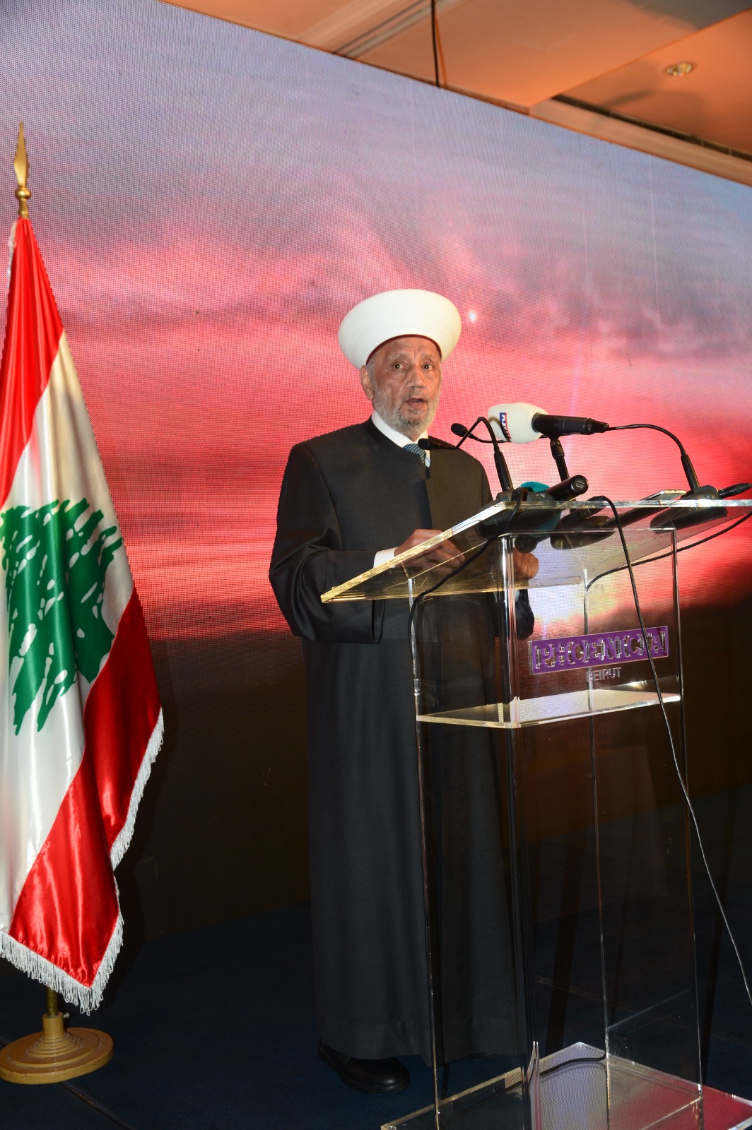 بالصور: رجل الأعمال ورجل الخير السيد هاشمية يقيم إفطاراً تكريمياً على شرف دريان أنا ابن السعودية وعلاقتي بها غير قابلة للتأويل  ...