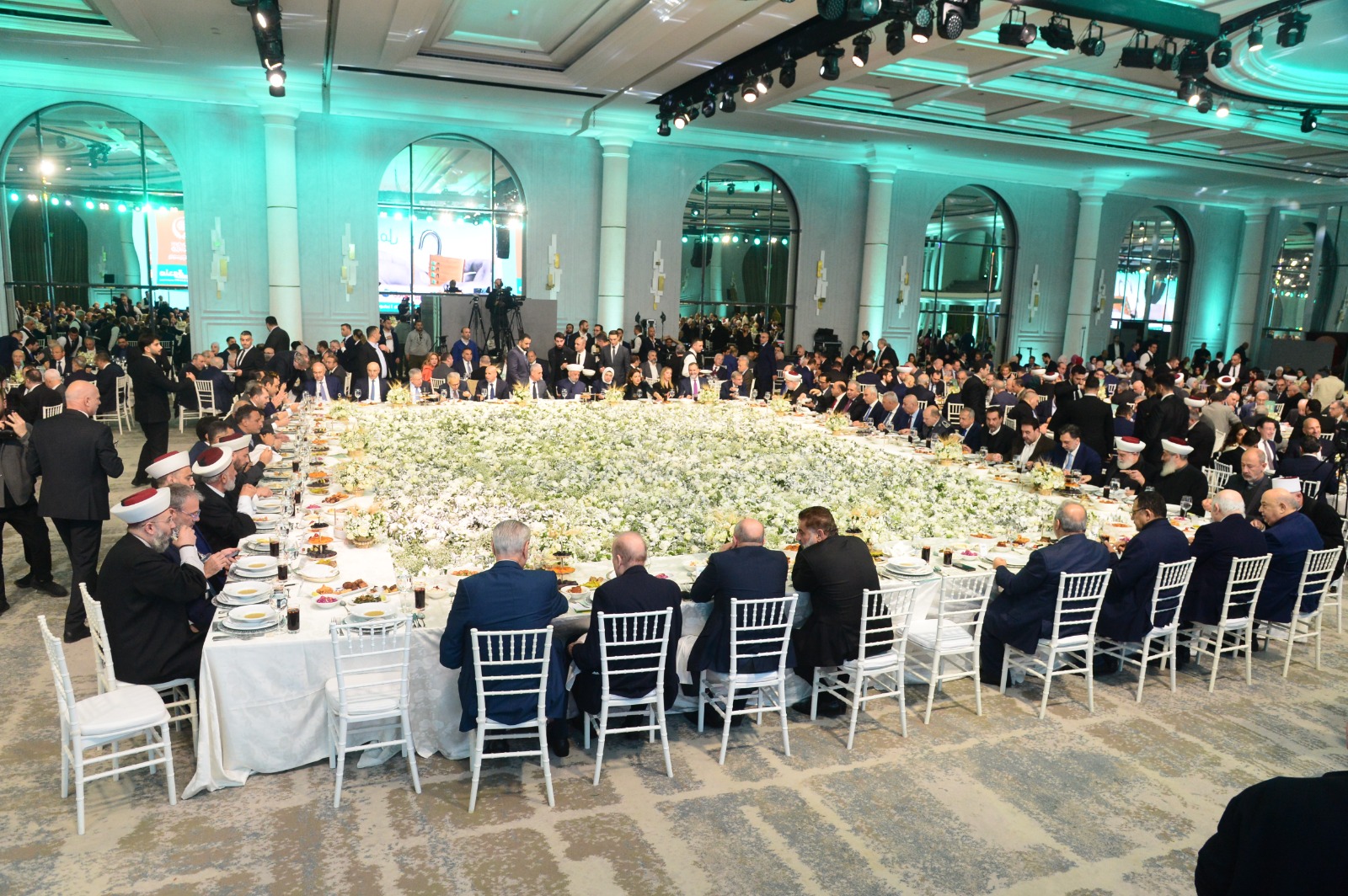 المفتي دريان يرعى إفطار صندوق الزكاة ويؤكد دور الزكاة في تعزيز التكافل والاستقرار...