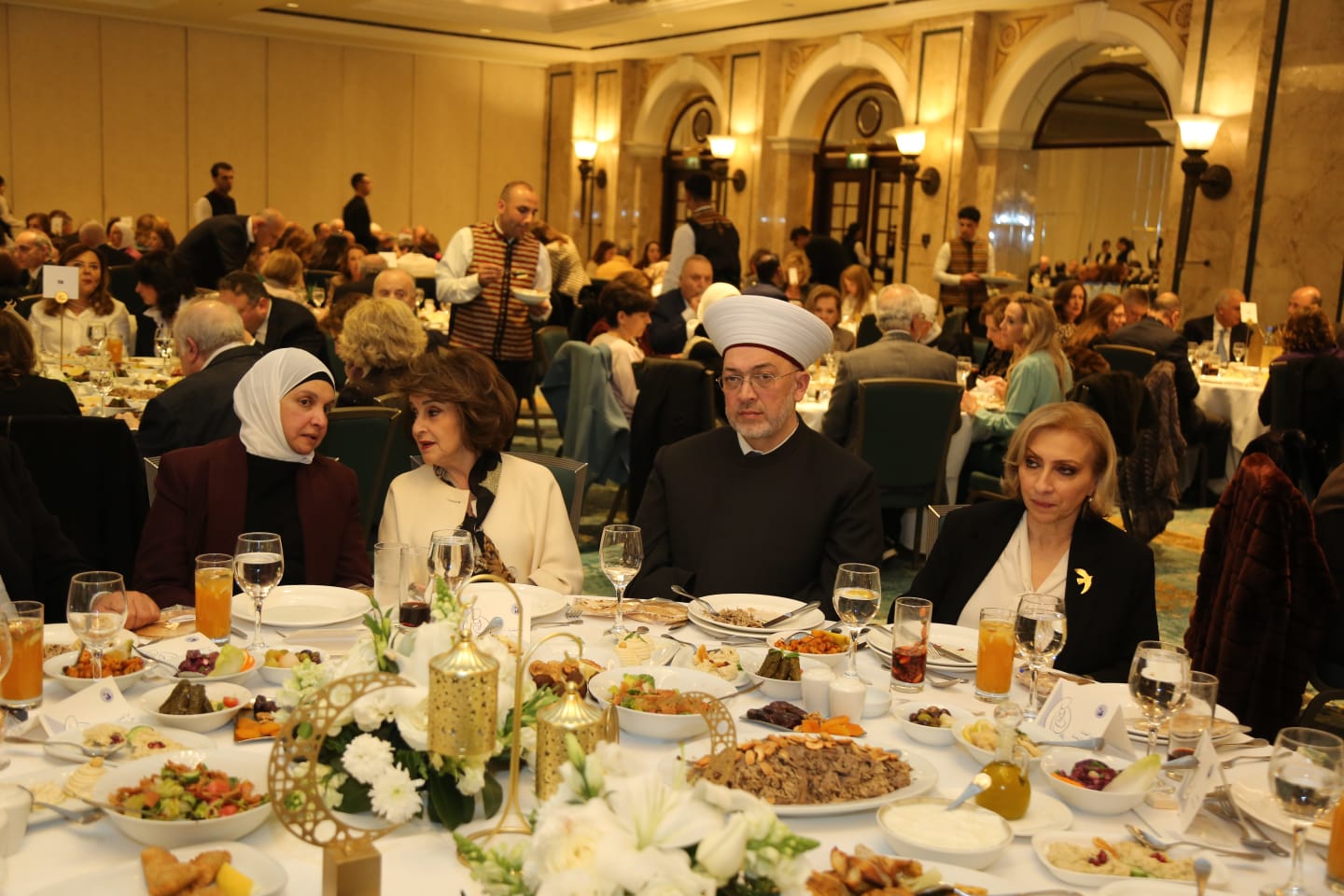 بالصور:الإفطار السنوي لجمعية العناية بالطفل والأم