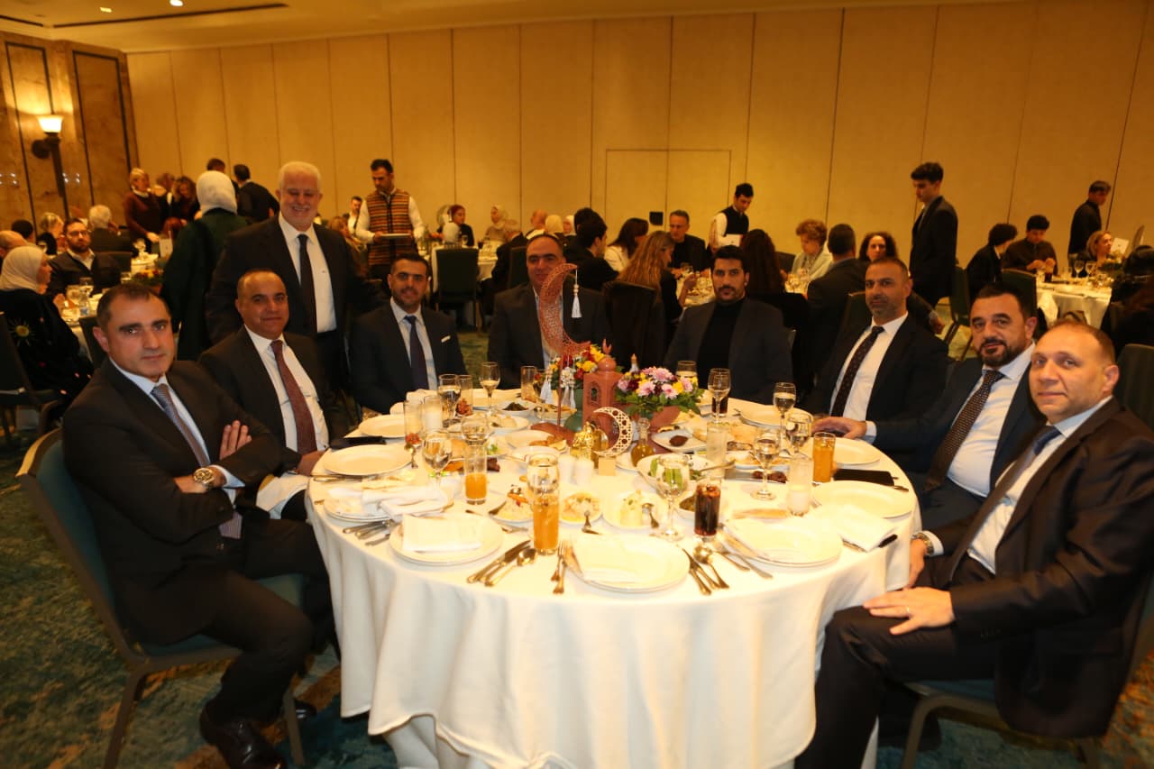 الافطار السنوي لجامعة آل سنو...