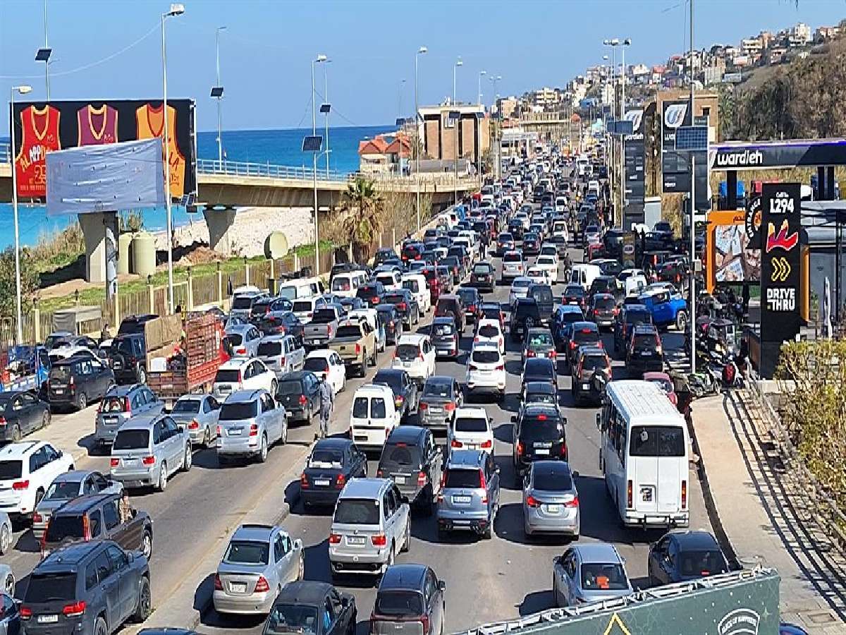 وزير الداخلية والبلديات أحمد الحجار من غرفة عمليات الدفاع المدني: