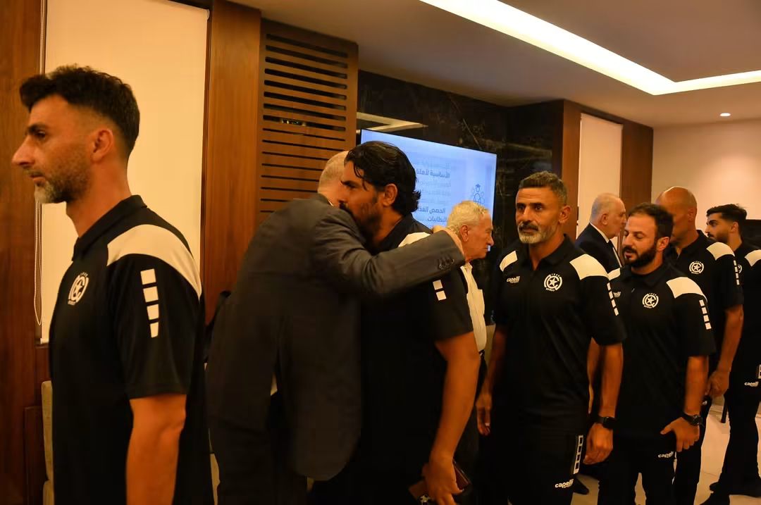 تقبّل الرئيس التنفيذي لنادي النجمة، رامي بيطار، وأفراد عائلته، واجب العزاء بوفاة جدته المرحومة الحاجة بتول مغنية.