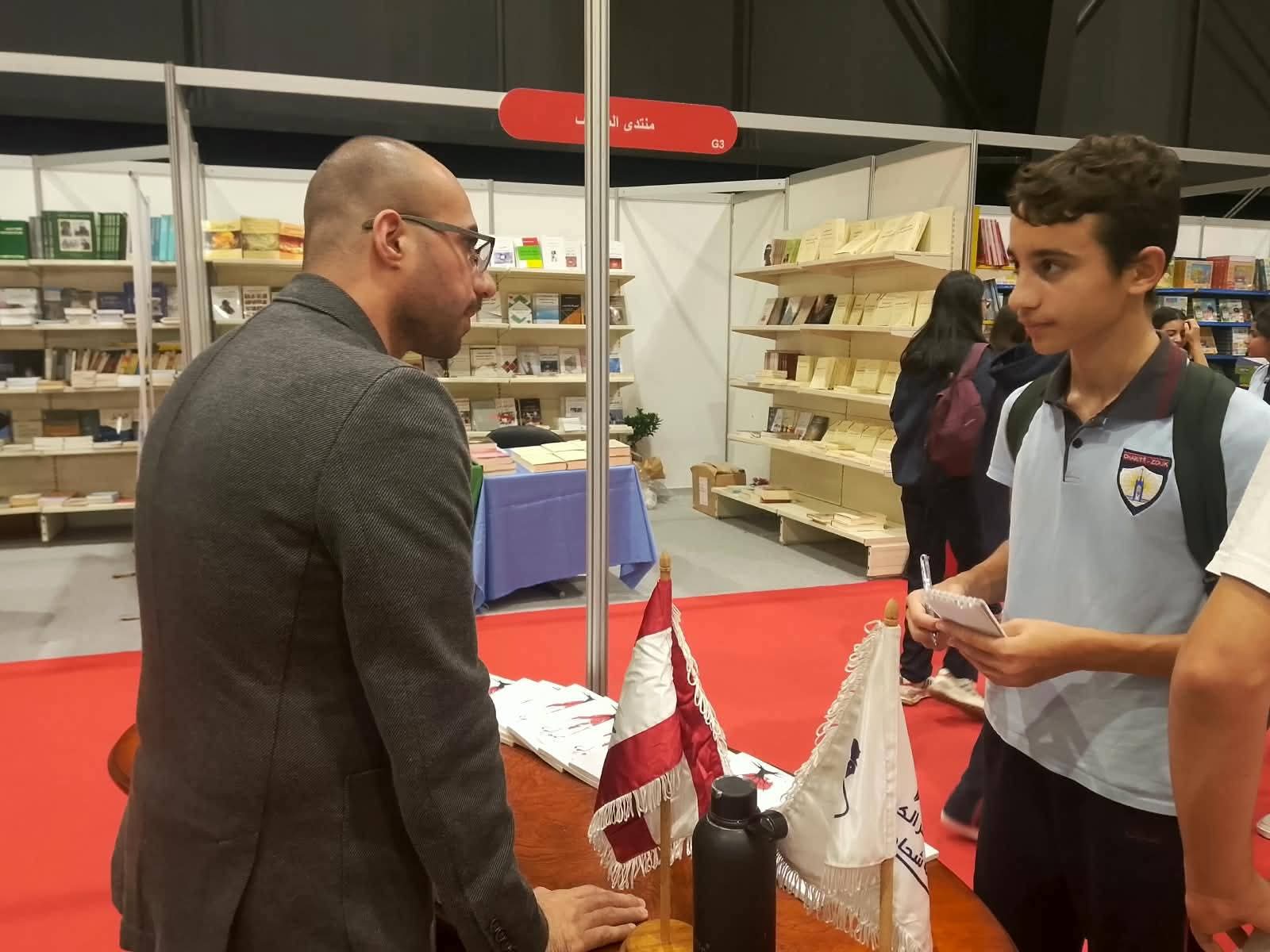 مصطفى أمين يوقّع «دم من رماد» في معرض بيروت العربي الدولي للكتاب رحلة أدبية من الاحتراق إلى التشكّل من جديد